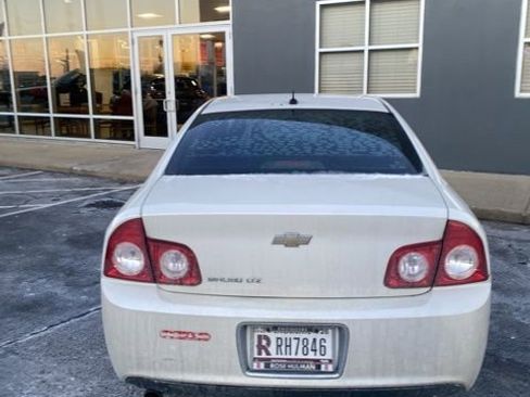 Used 2010 Chevrolet Malibu LTZ image 6