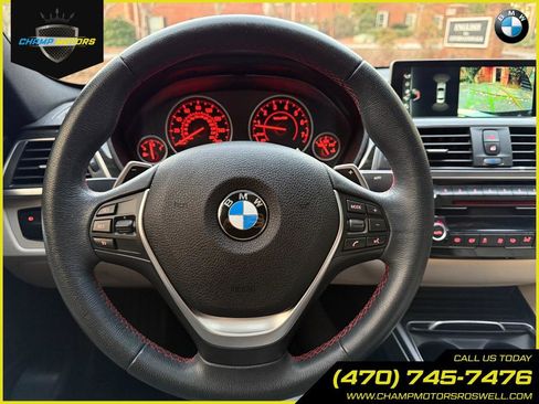 Used 2017 BMW 330i Sedan w/ Premium Package image 21