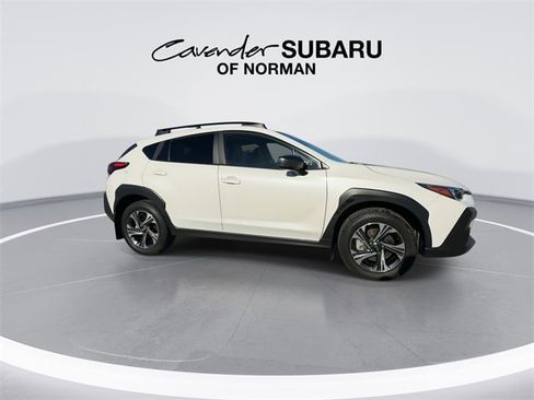 Used 2026 Subaru Crosstrek 2.0i Premium image 9