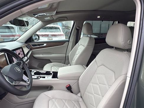 New 2026 Volkswagen Atlas SE FWD image 15
