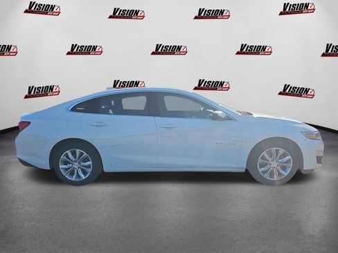 Used 2024 Chevrolet Malibu LT image 4