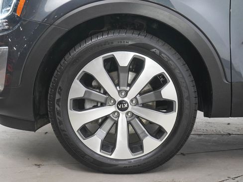 Used 2020 Kia Telluride S AWD/4WD image 29