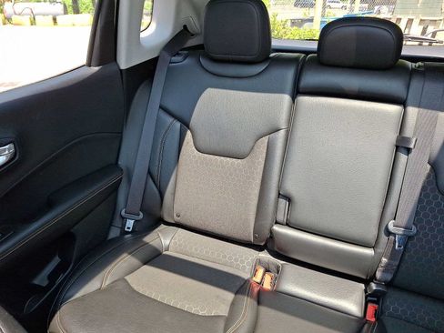 Used 2020 Jeep Compass Latitude w/ Popular Equipment Group FWD image 12
