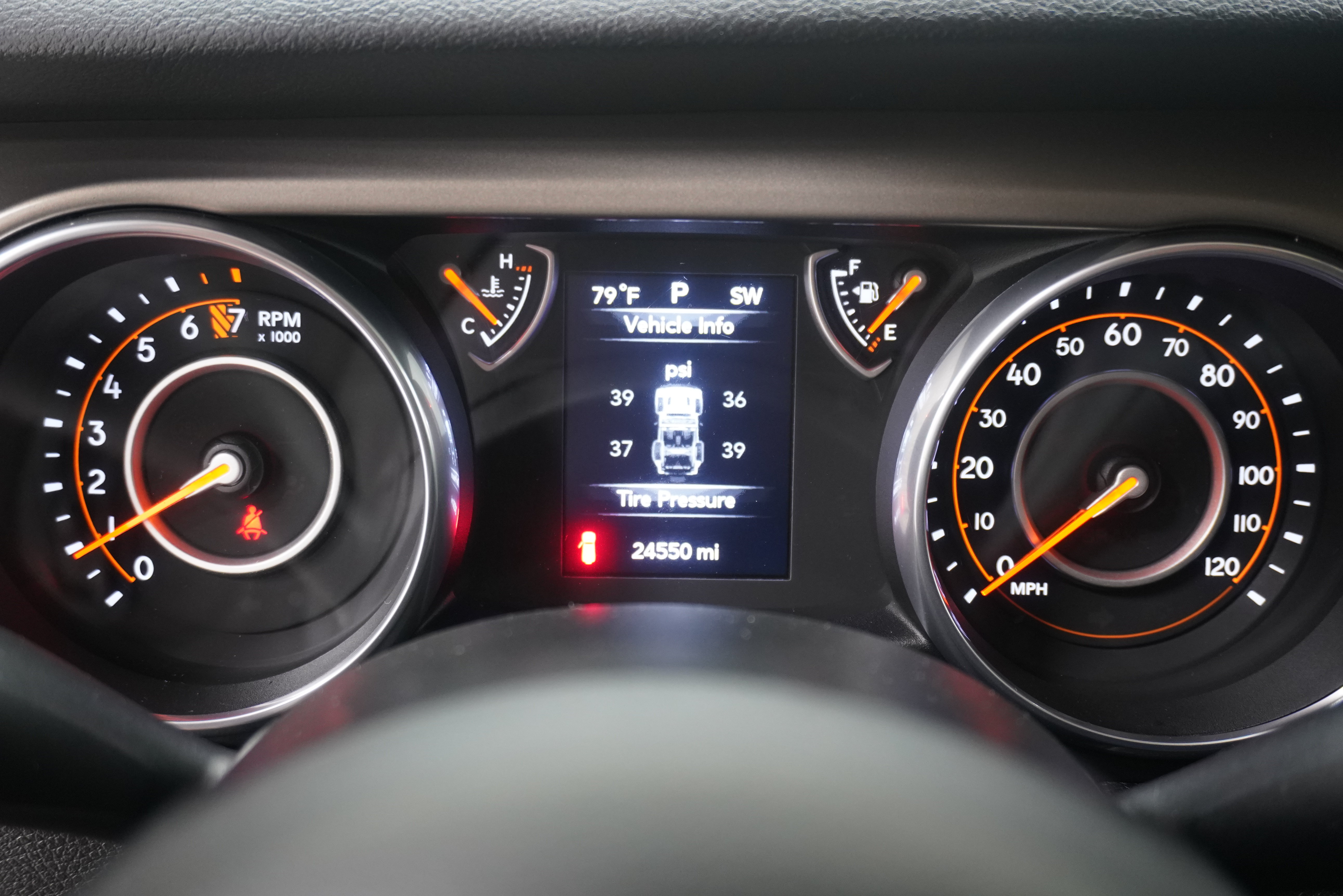 Used 2018 Jeep Wrangler Unlimited Sport S AWD/4WD image 19