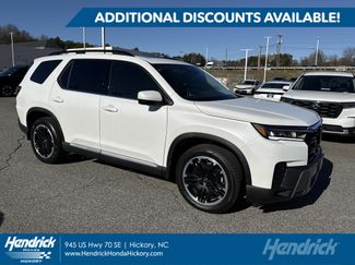 New 2026 Honda Pilot Touring video 1