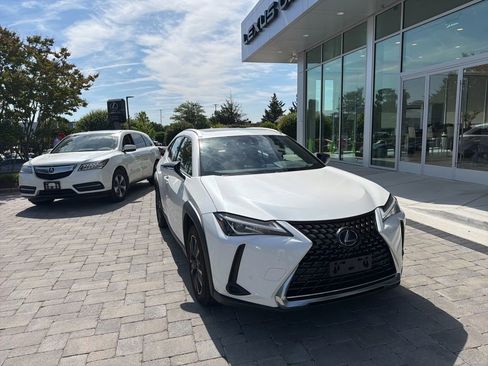 Used 2021 Lexus UX 250h w/ Premium Package AWD/4WD image 5