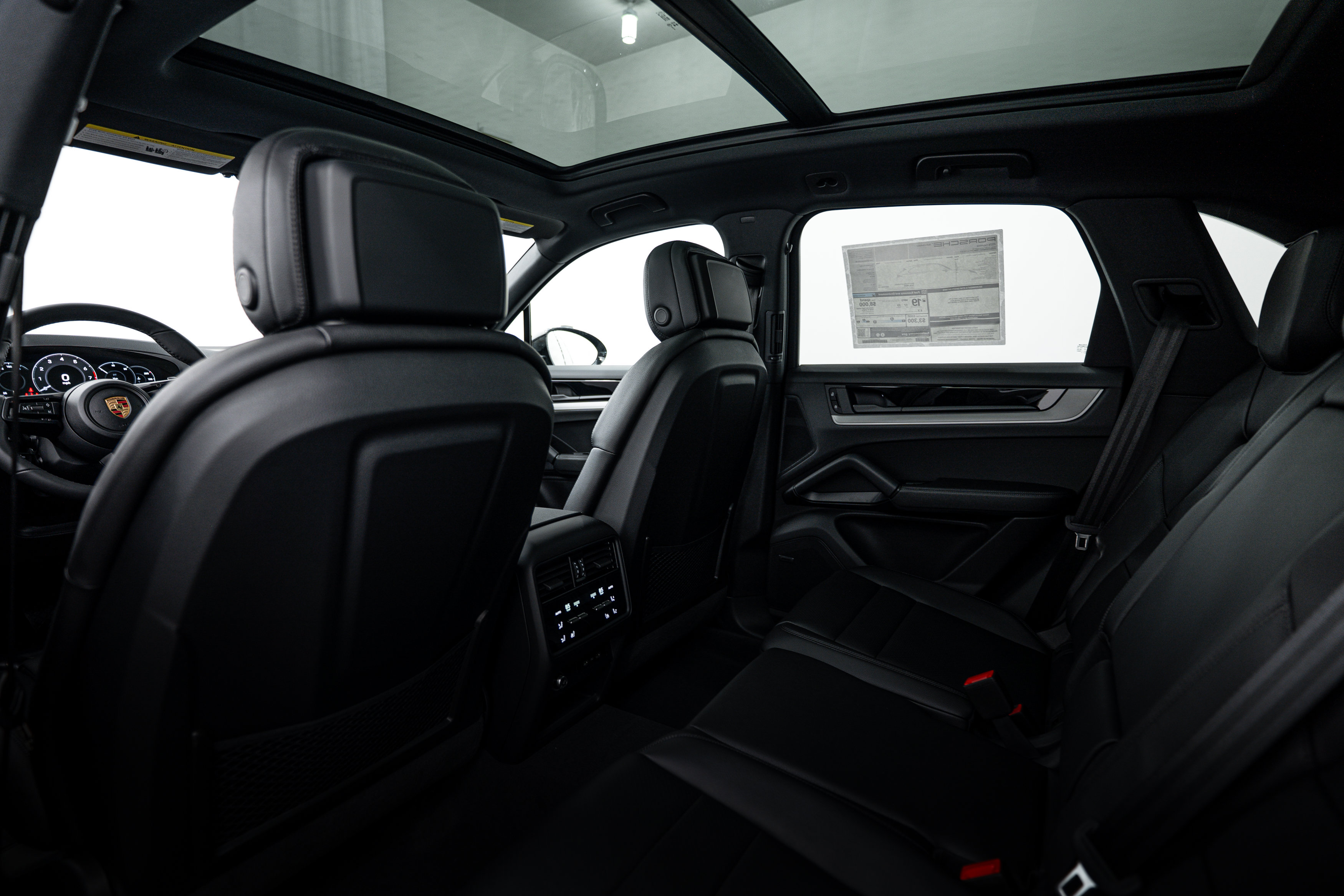 Certified 2026 Porsche Cayenne AWD/4WD image 25