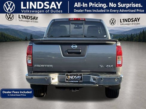 Used 2016 Nissan Frontier SL AWD/4WD image 6