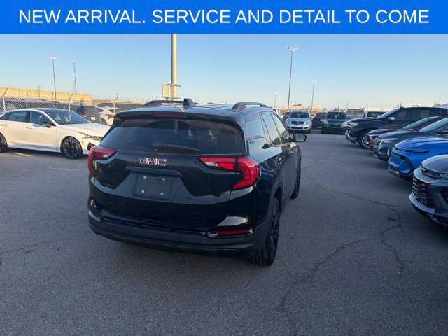 Used 2020 GMC Terrain SLE w/ Driver Convenience Package AWD/4WD image 13