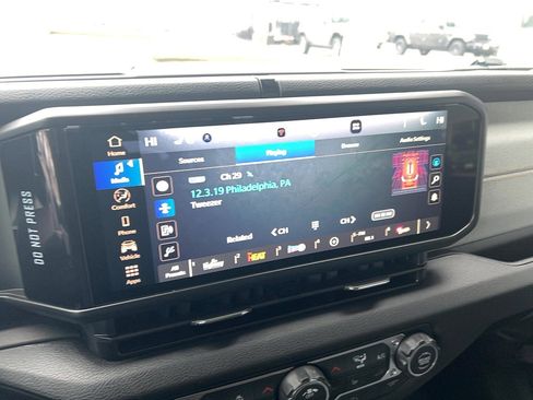 New 2026 Jeep Gladiator Sport image 42