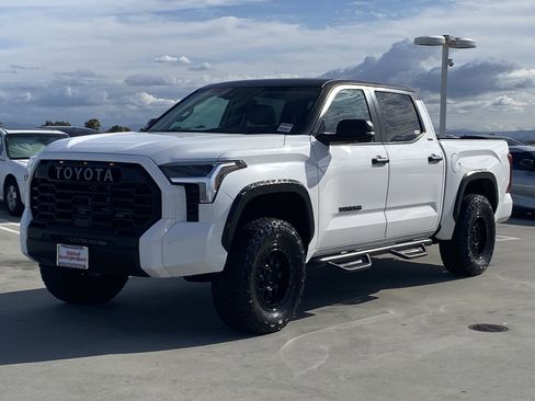 Used 2024 Toyota Tundra SR5 w/ SR5 Convenience Package AWD/4WD image 6