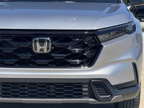 Used 2025 Honda CR-V Sport image 8