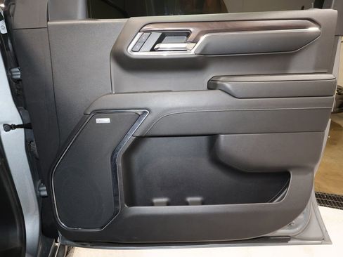 Used 2024 GMC Sierra 1500 SLT w/ SLT Premium Plus Package image 19