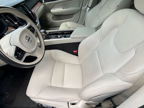 Used 2020 Volvo S60 T6 Momentum w/ Protection Package AWD/4WD image 7