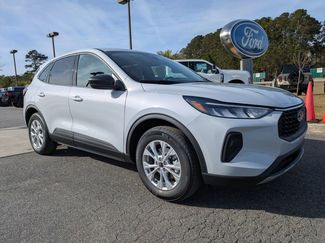 New 2026 Ford Escape Active video 2