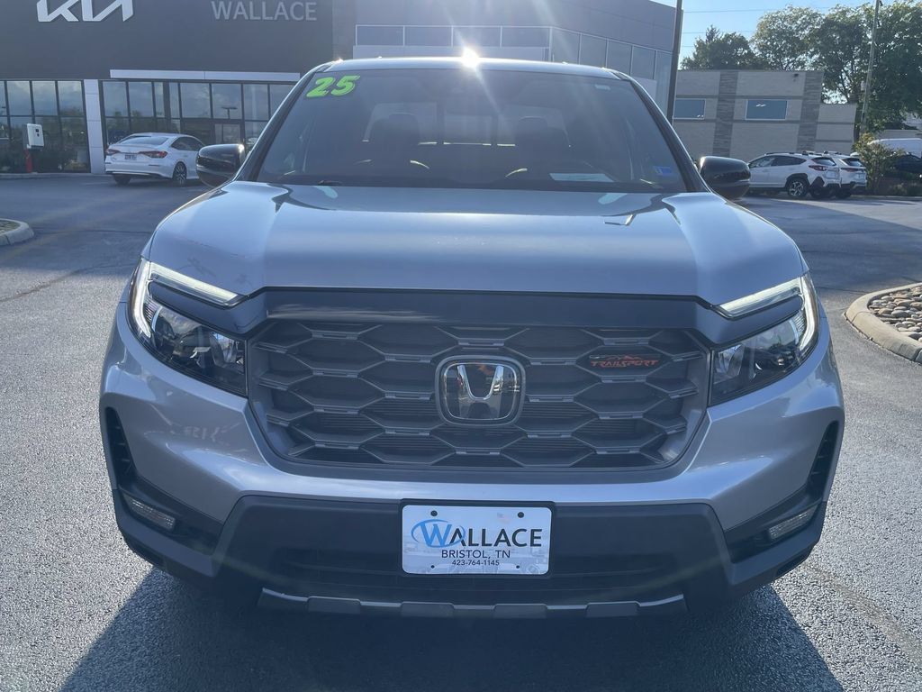 Used 2025 Honda Ridgeline TrailSport+ image 2