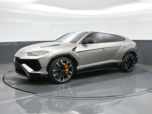 Used 2023 Lamborghini Urus S AWD/4WD image 1
