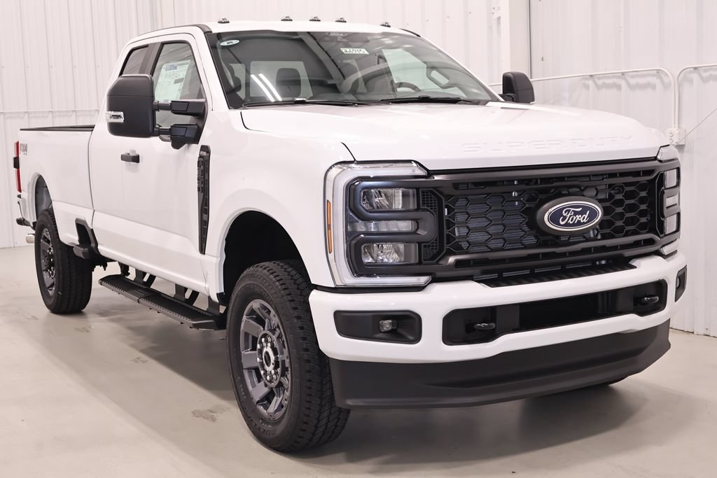 New 2026 Ford F350 XL w/ STX Appearance Package AWD/4WD image 3