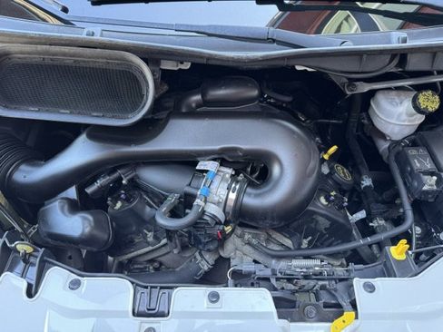 Used 2019 Ford Transit 250 148 Medium Roof RWD image 21