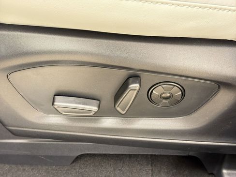 New 2026 Ford Explorer Platinum AWD/4WD image 13