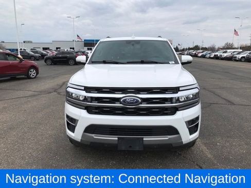 Used 2024 Ford Expedition Limited AWD/4WD image 2