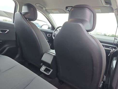 Used 2025 Kia K4 FWD image 16