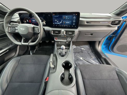 Used 2024 Ford Mustang Dark Horse image 12