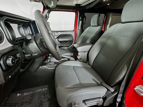 Used 2024 Jeep Wrangler Willys image 18