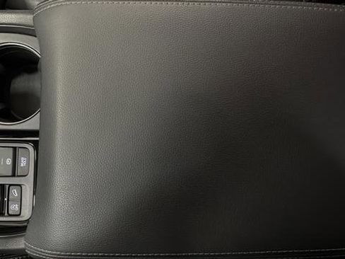 Used 2023 Honda Pilot EX-L image 19