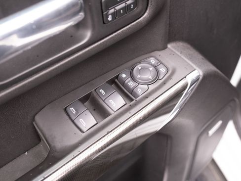 Used 2021 GMC Sierra 3500 AT4 w/ AT4 Preferred Package image 18