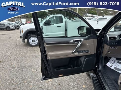 Used 2022 Lexus GX 460 Premium image 19