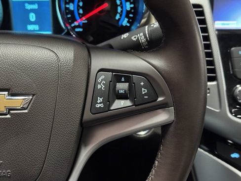 Used 2015 Chevrolet Cruze LTZ image 18