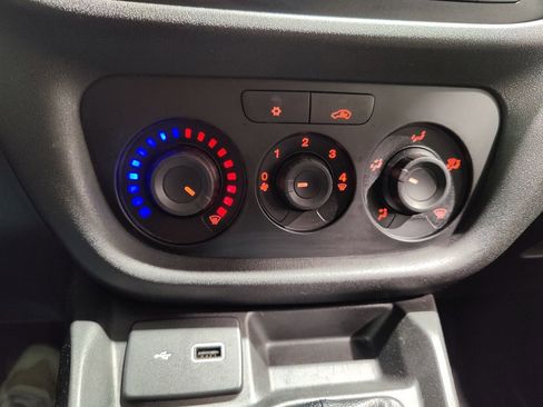 Used 2022 RAM ProMaster City Tradesman image 28