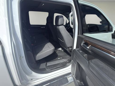 Used 2024 GMC Sierra 3500 SLE image 14