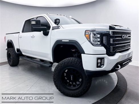 Used 2020 GMC Sierra 3500 AT4 image 1