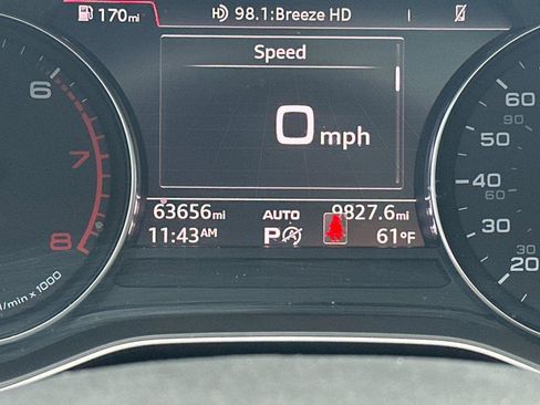 Used 2020 Audi Q5 Premium w/ Convenience Package image 26