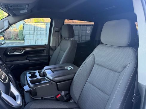 Used 2023 GMC Sierra 1500 SLE AWD/4WD image 35