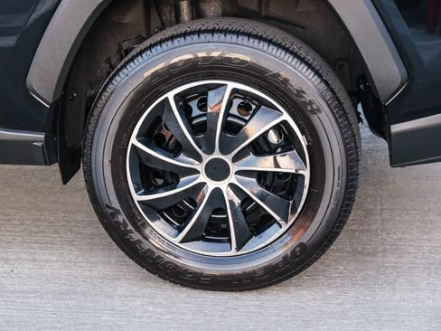 Certified 2025 Toyota RAV4 LE FWD image 9