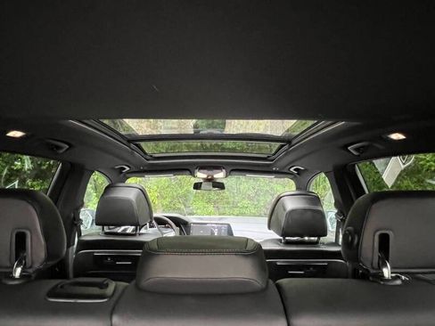 Used 2020 BMW X5 M50i w/ Premium Package AWD/4WD image 18