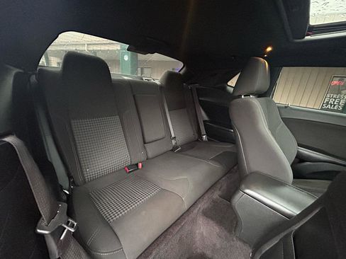 Used 2018 Dodge Challenger SXT RWD image 13