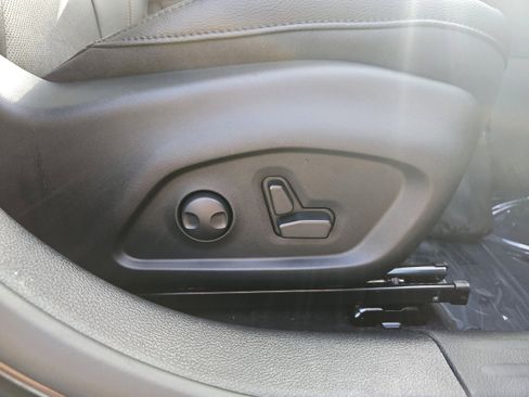 New 2024 Jeep Compass Limited w/ Elite Group image 74