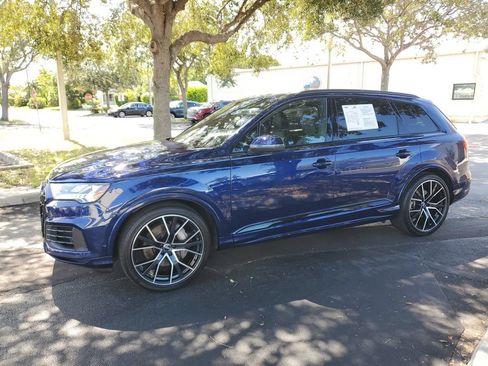 Used 2020 Audi Q7 3.0T Prestige w/ Prestige Package AWD/4WD image 2