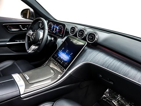 Used 2023 Mercedes-Benz C 300 Sedan image 16