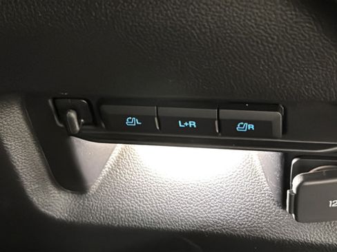 Used 2020 Ford Explorer ST w/ Premium Technology Package AWD/4WD image 31