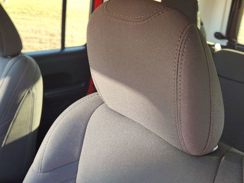 Used 2020 Jeep Wrangler Unlimited Sport image 19