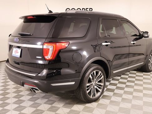 Used 2018 Ford Explorer Platinum AWD/4WD image 23