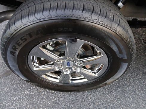 Used 2020 Ford F150 XLT w/ Equipment Group 302A Luxury image 19