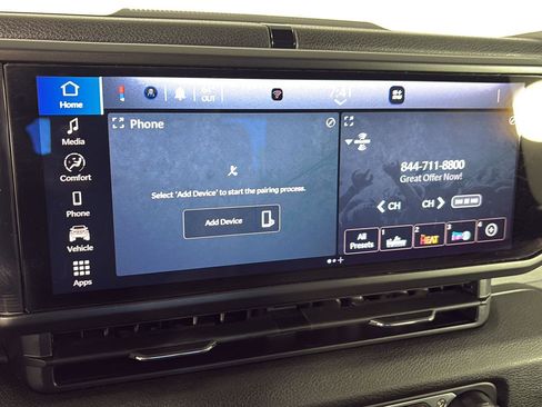 Used 2025 Jeep Gladiator Sport AWD/4WD image 29