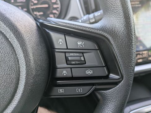 Certified 2025 Subaru Crosstrek 2.0i Premium image 24