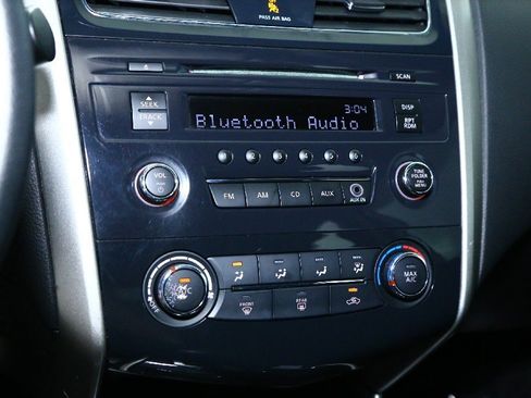 Used 2014 Nissan Altima 2.5 S image 25